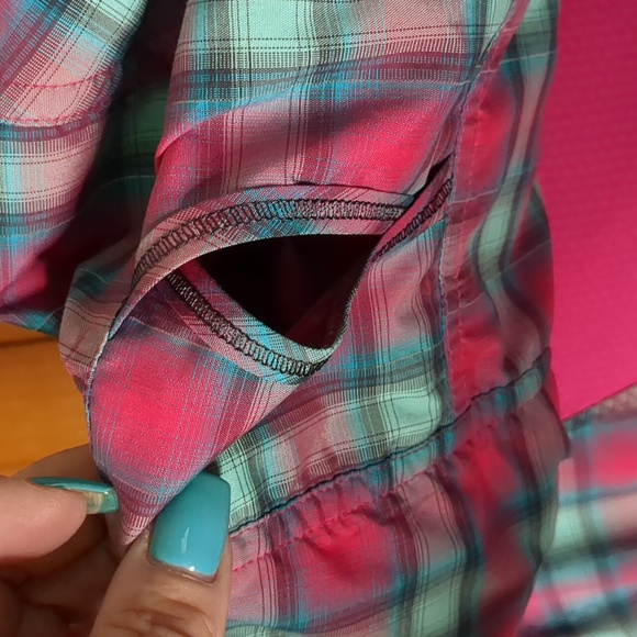 LULULEMON* pink plaid hooded 3/4 zip front pouch pocket thumbhole sleeve… - Picture 12 of 17